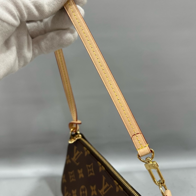LV M82766 老花金鏈腋下包 麻將包-15