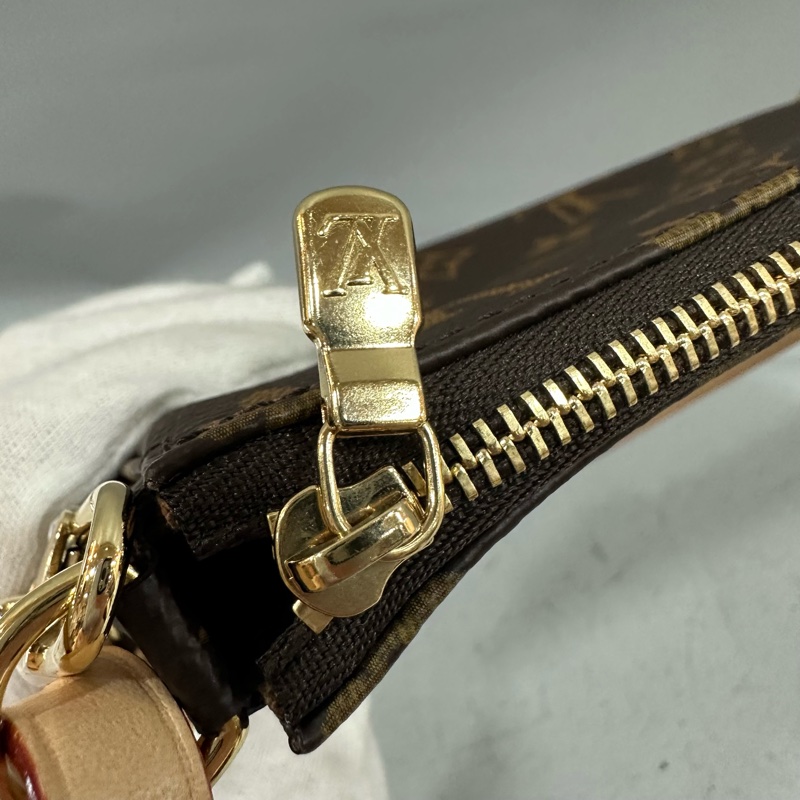 LV M82766 老花金鏈腋下包 麻將包-20