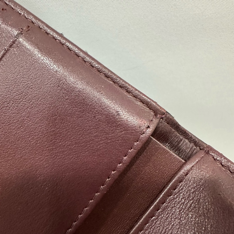 chanel A82288 黑荔枝皮金釦三折短夾-28