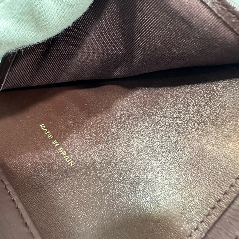 chanel A82288 黑荔枝皮金釦三折短夾-32