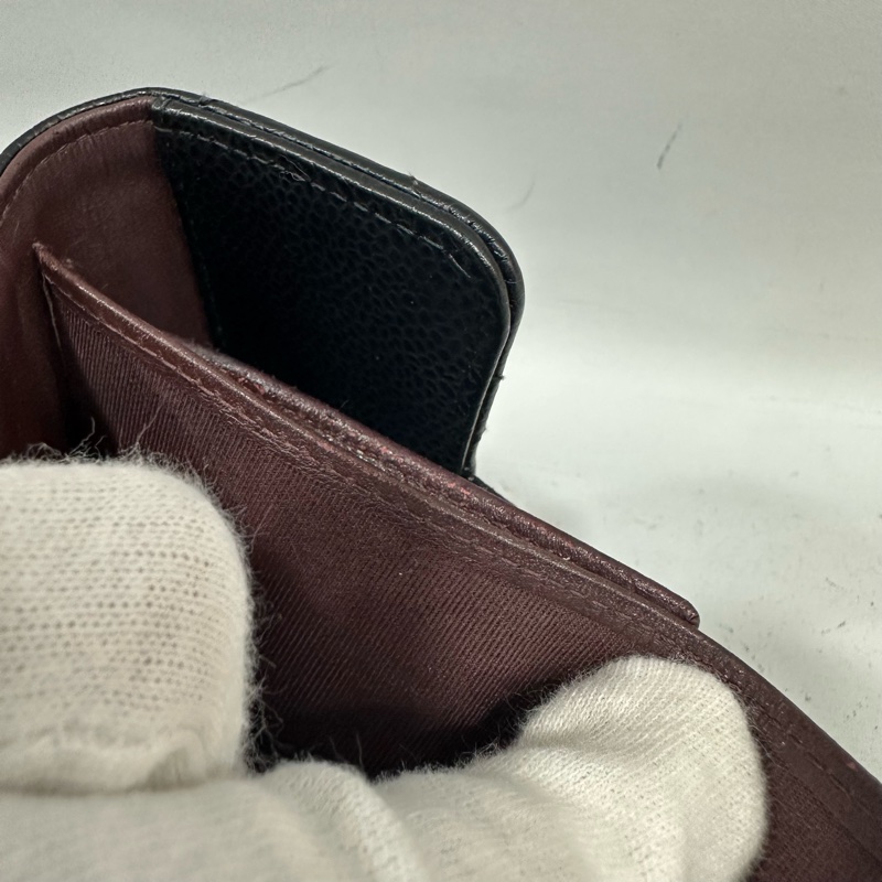 chanel A82288 黑荔枝皮金釦三折短夾-37