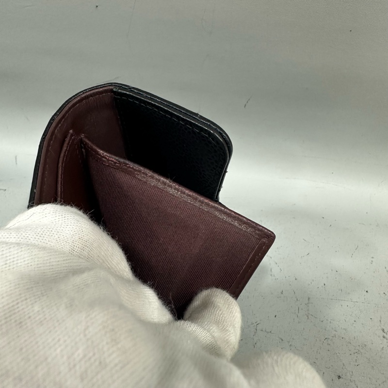 chanel A82288 黑荔枝皮金釦三折短夾-38