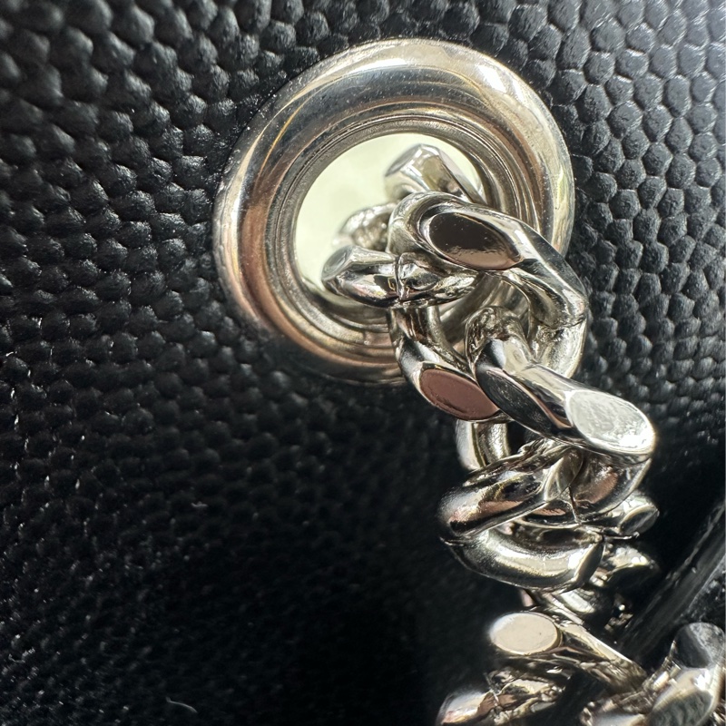 YSL KATE Small Size 黑色銀扣 魚子醬皮鏈條包-10