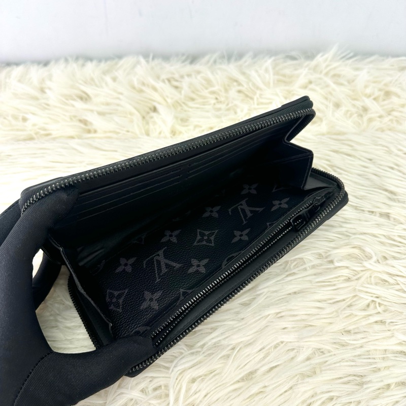 LV Trunk Zippy Wallet 黑色老花長銀包 晶片款-5