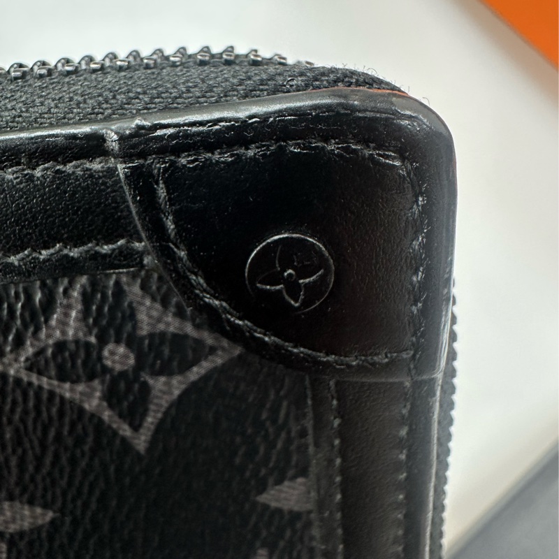 LV Trunk Zippy Wallet 黑色老花長銀包 晶片款-10