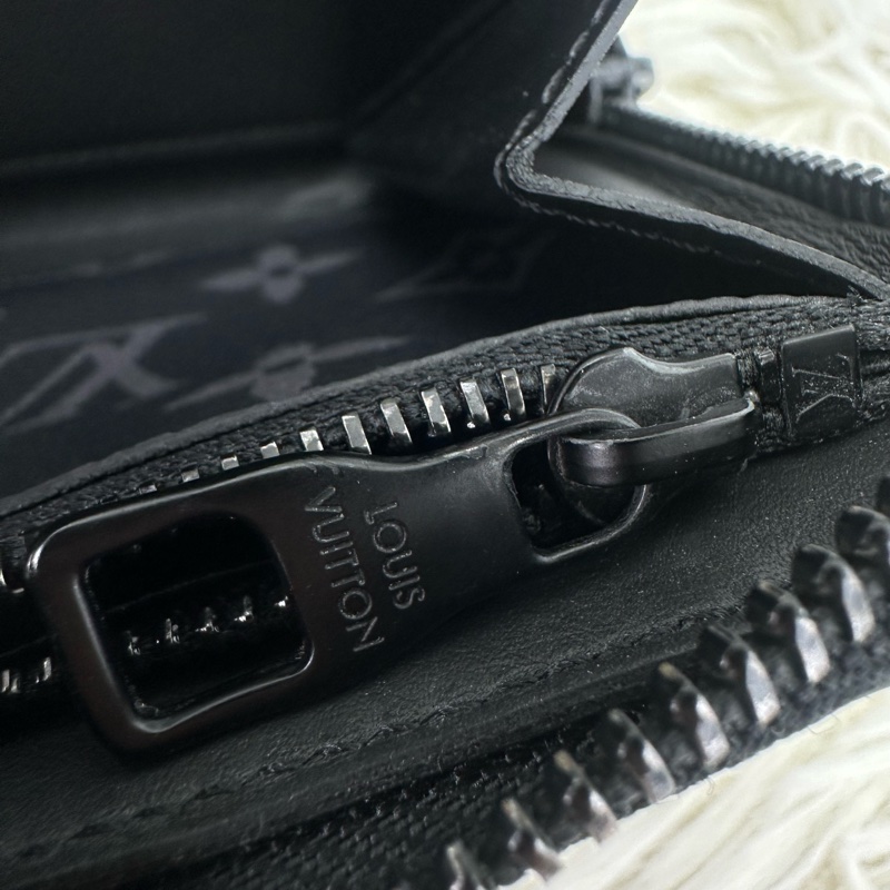 LV Trunk Zippy Wallet 黑色老花長銀包 晶片款-17