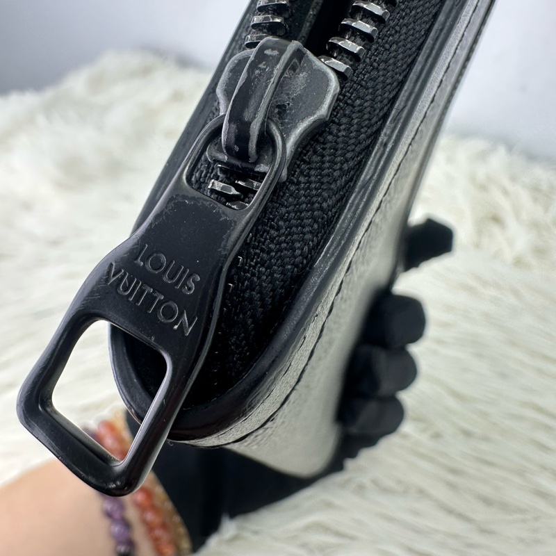 LV Trunk Zippy Wallet 黑色老花長銀包 晶片款-20