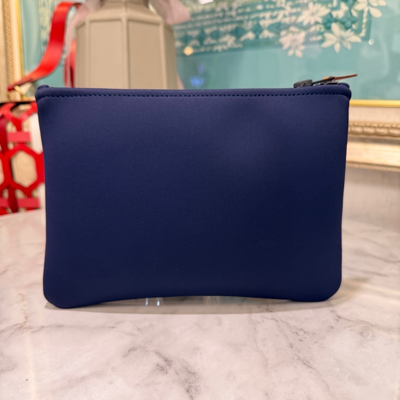 Hermes 深藍太空棉壓花字樣一字拉Neobain收納包-1