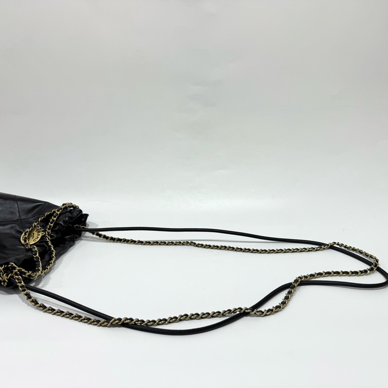 CHANEL 黑色牛皮金釦Mini22包AS3980-10