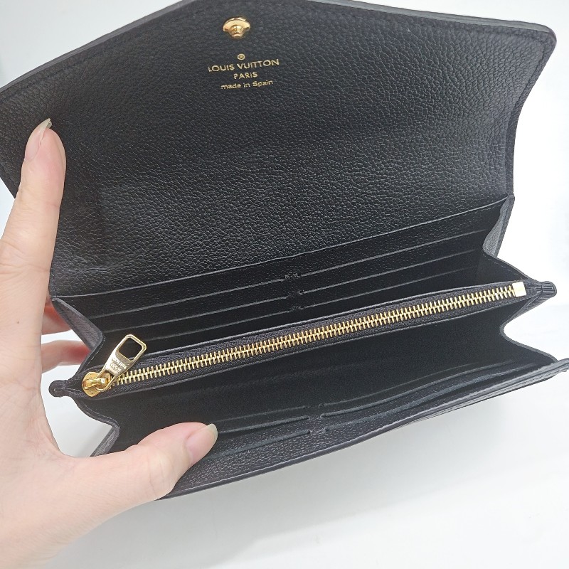 LV 黑牛皮Sarah 16卡信封長夾-5