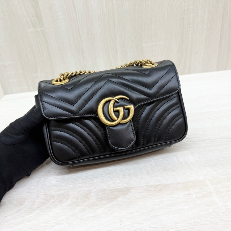 GUCCI黑色牛皮金釦馬夢22下蓋包446744-8