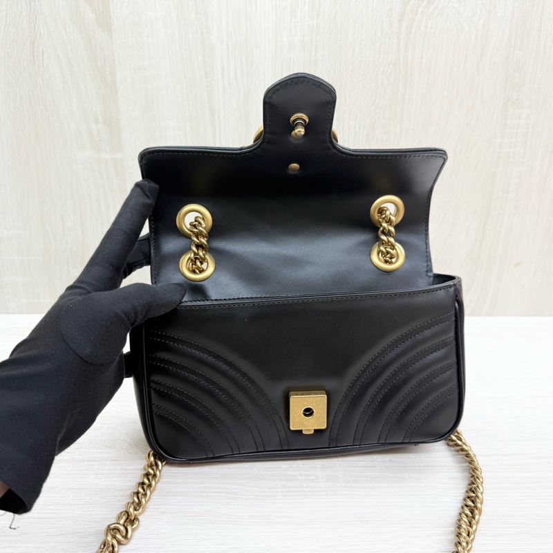 GUCCI黑色牛皮金釦馬夢22下蓋包446744-12