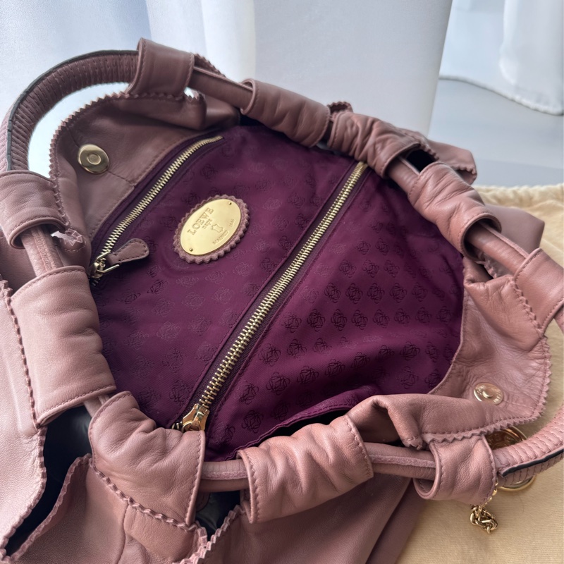Loewe 藕粉色 羊皮 空氣手提包-10