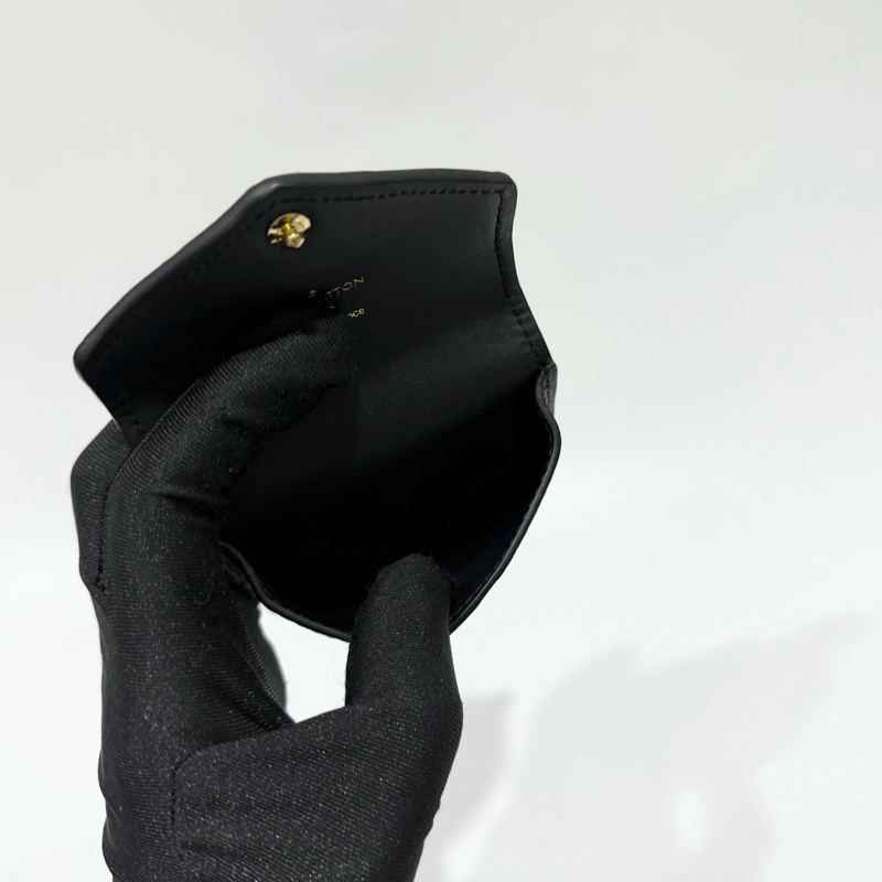 LV黑色壓紋牛皮UTILITY雙口袋肩背包M80450-12