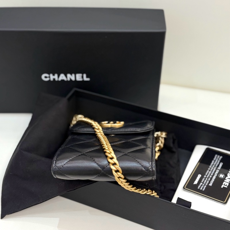 Chanel 黑金琺瑯扣手機包 尺寸約10*17cm 鐳射31開帶卡-5