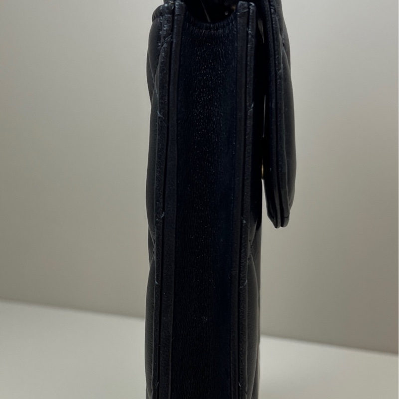 Chanel 黑金琺瑯扣手機包 尺寸約10*17cm 鐳射31開帶卡-10