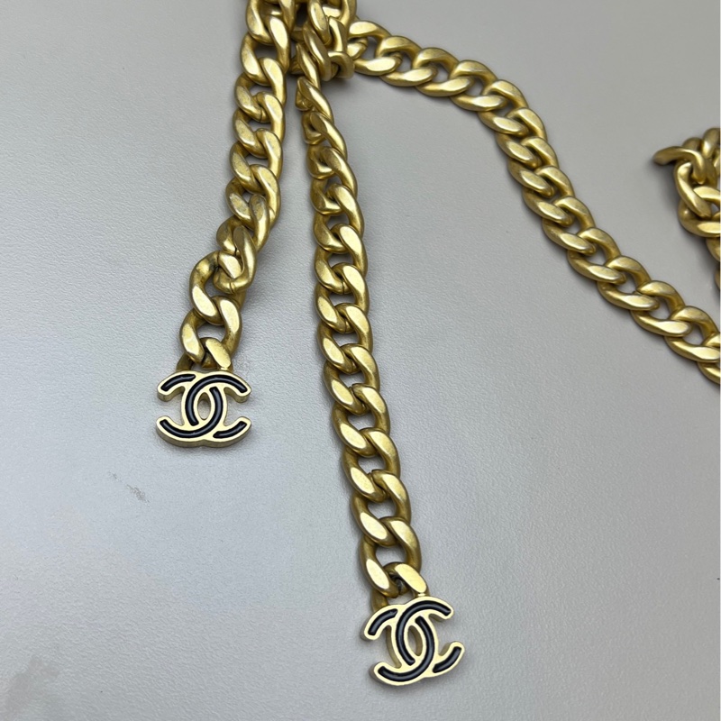Chanel 黑金琺瑯扣手機包 尺寸約10*17cm 鐳射31開帶卡-22