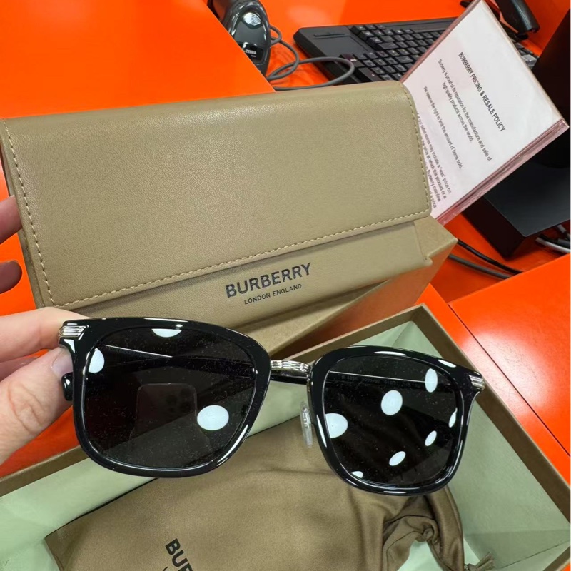 全新 Burberry 巴寶莉 墨鏡/太陽眼鏡🕶️-0