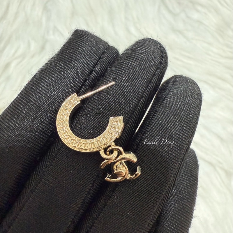 Chanel 垂墜書包扣耳環-11
