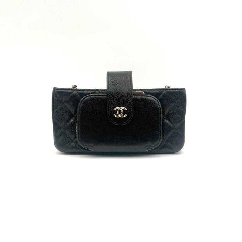 CHANEL  Phone holder with chain 菱格紋設計皮穿鏈肩帶 荔枝牛皮 手機袋-0