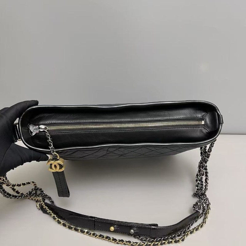 Chanel香奈兒 黑金全皮菱格大號流浪包 25開 肩背包-5