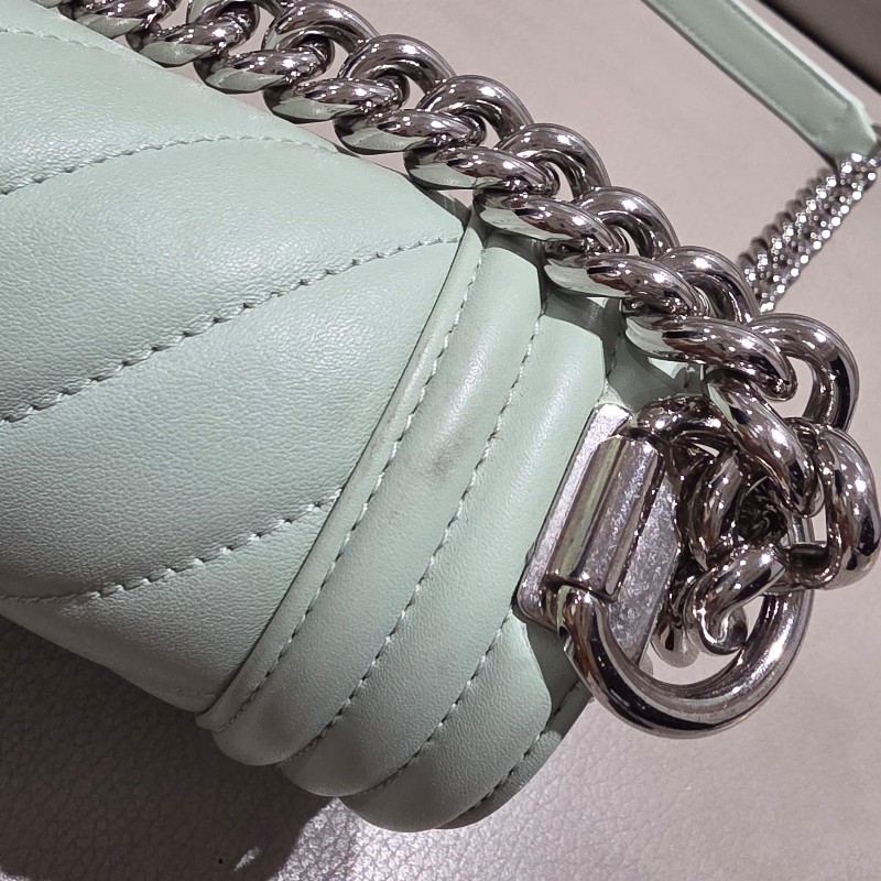 【Chanel】山形紋boy 20 牛油果綠-24