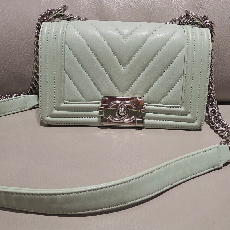 【Chanel】山形紋boy 20 牛油果綠-35