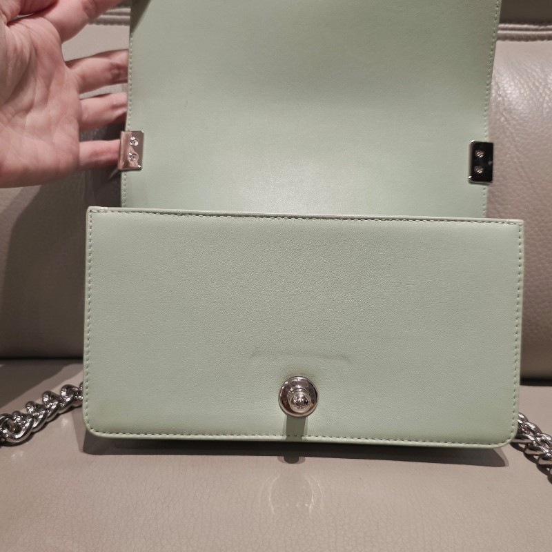 【Chanel】山形紋boy 20 牛油果綠-41