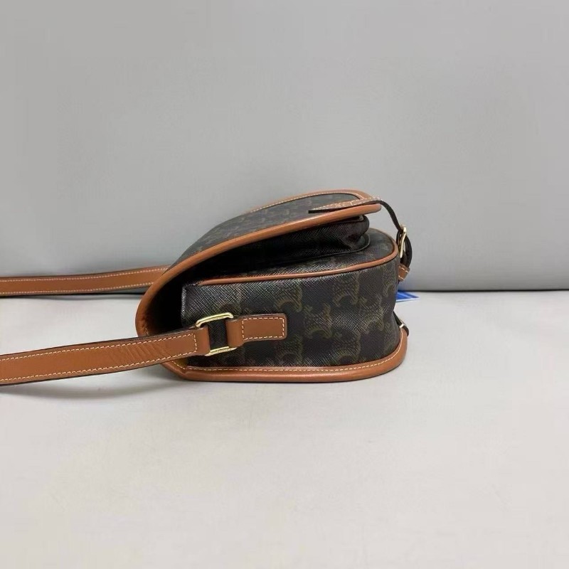 Celine賽琳 老花凱旋門FOLCO馬鞍包 斜背包肩背包 🈶購鉦-4