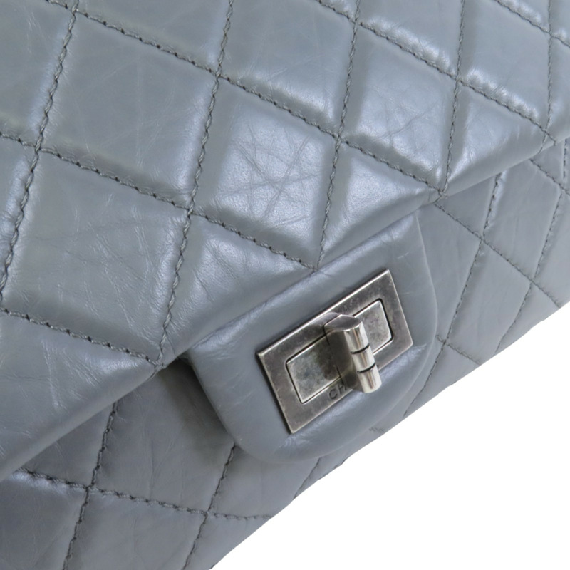 CHANEL 牛皮皮革2.55銀扣鏈帶肩背袋-14