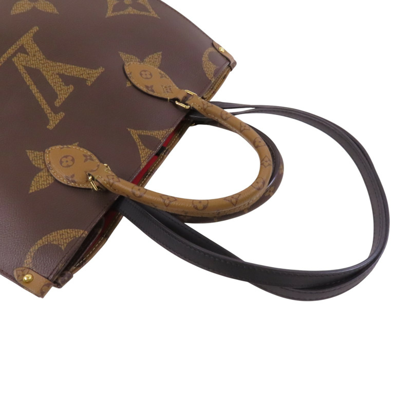 LOUIS VUITTON Monogram/Monogram Reverse On The Go MM金扣手挽肩背兩用袋-7