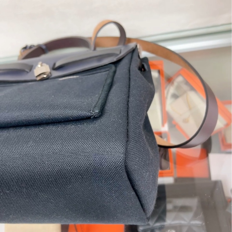 Hermes herbag 31 深藍色Y刻-7