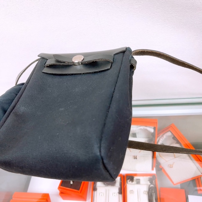 Hermes herbag TPM 中古-11