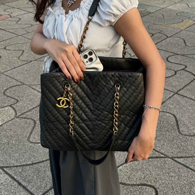 (超稀有⏰) Chanel 復古牛皮 單肩托特包 專櫃28萬!-1