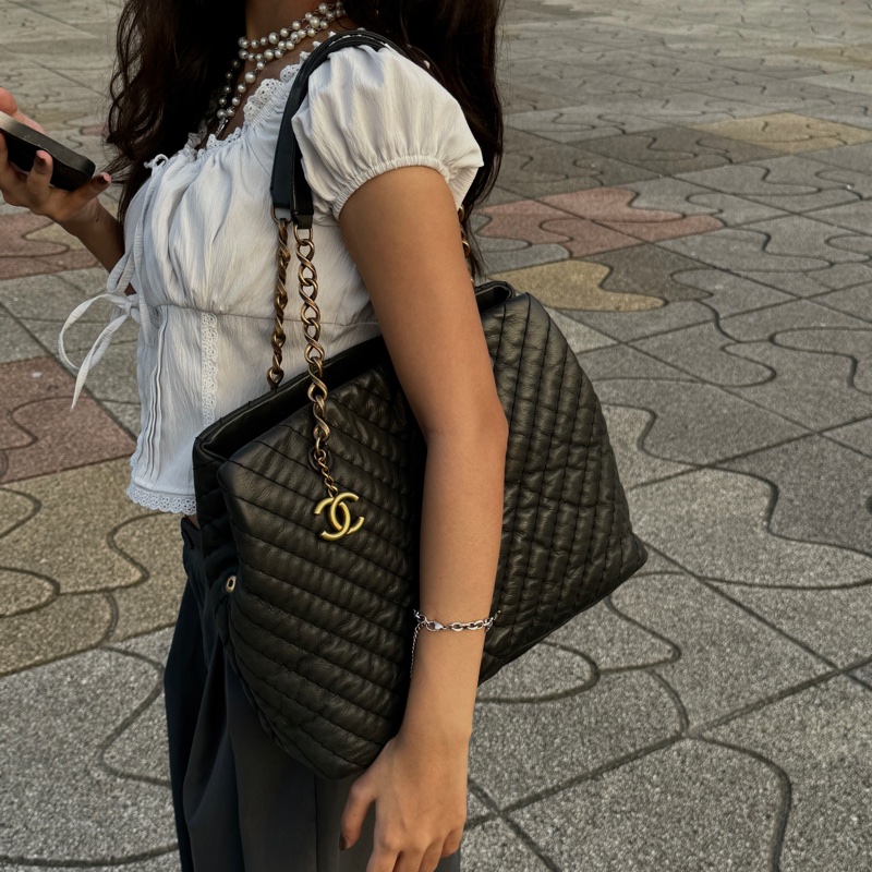 (超稀有⏰) Chanel 復古牛皮 單肩托特包 專櫃28萬!-3