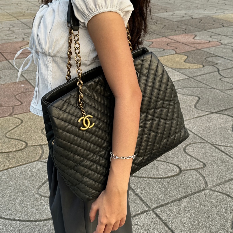 （超稀有⏰） Chanel 復古牛皮 單肩托特包 專櫃28萬！-4