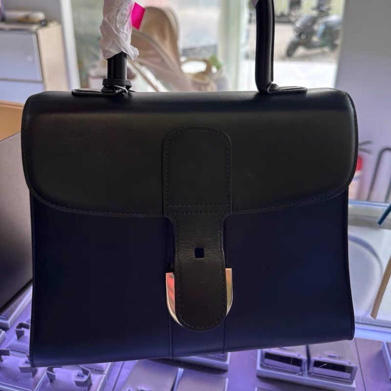 Delvaux Brilliant系列中號手提包，黑色Box小牛皮-0