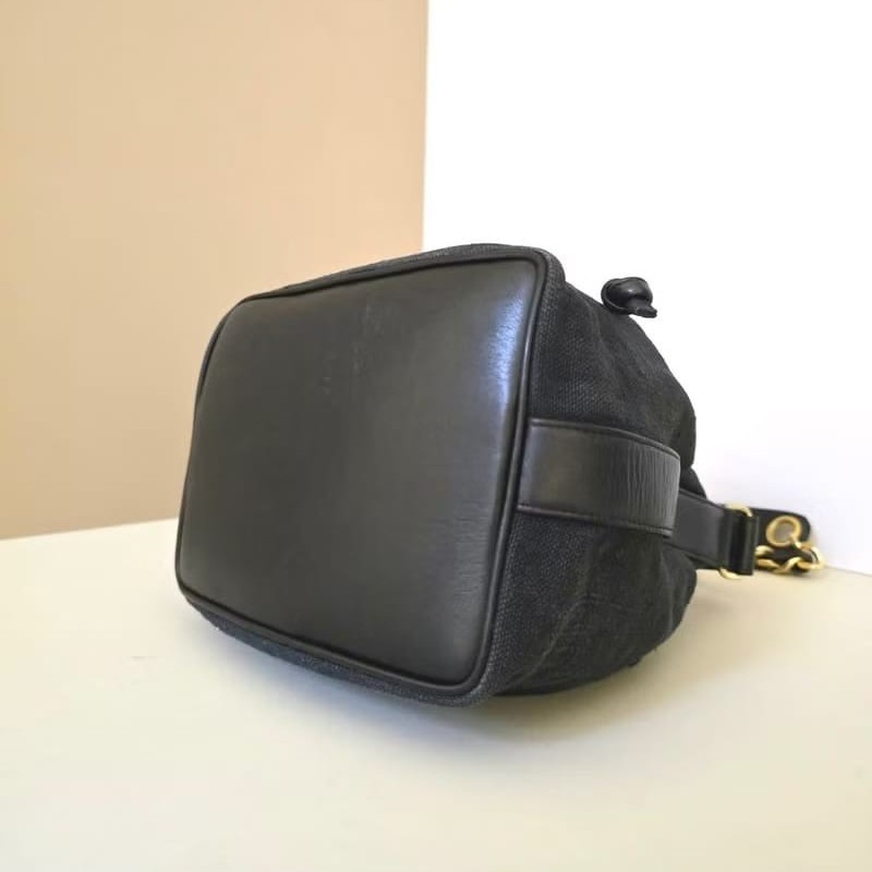 【LA LUNE】絕版中古包 Chanel古董藍黑色水桶包 側背包 單肩包 皮革包 二手包-5