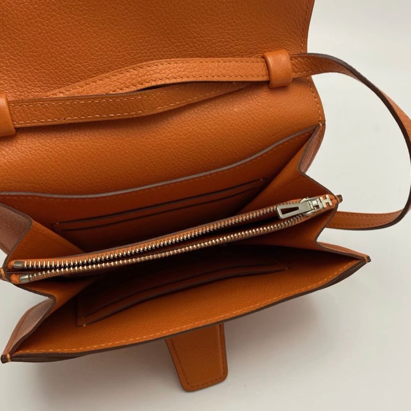 HERMES Mini Convoyeur 橘銀扣斜背包15*11*1.5 98新配件塵袋-1