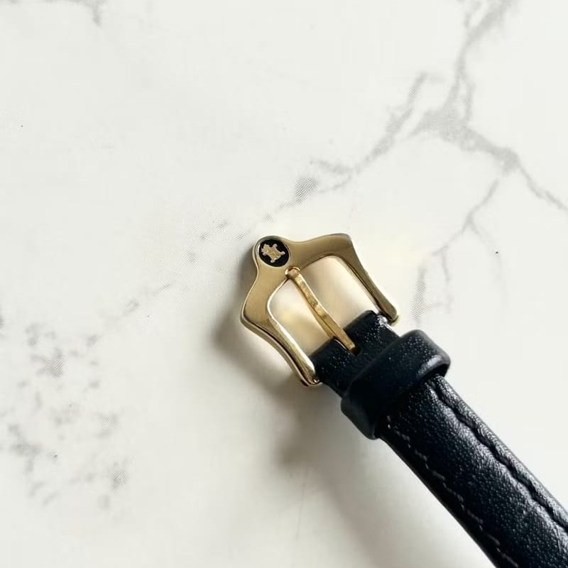 【LA LUNE】絕版古董錶 Celine 黑金色皮革錶帶馬車手錶 石英中古二手錶 腕錶-5