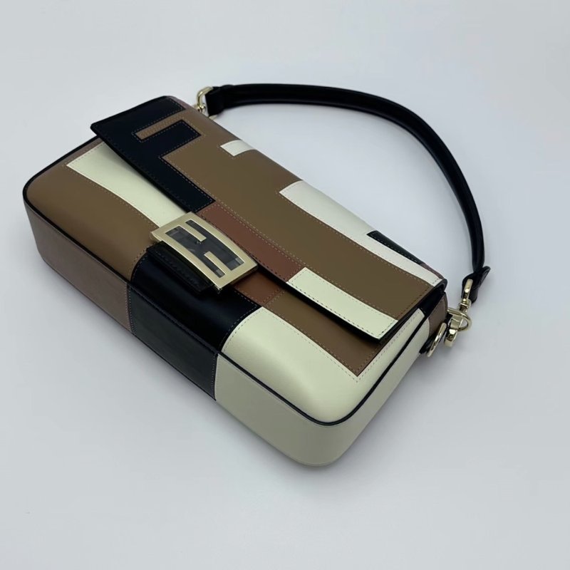 FENDI 雙F拼色法棍牛皮手提肩背斜背包27*15*6 全新閒置 配件塵袋吊牌-3