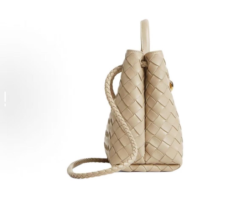 BV 編織Andiamo小號手提肩背斜背包23*20*10.5 全新配件盒子塵袋-1