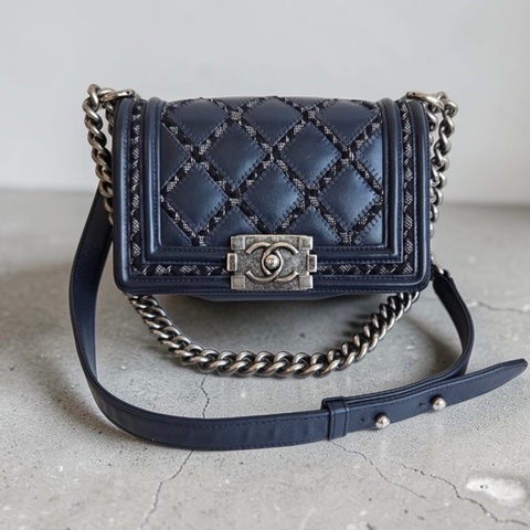 全配🈶購證♥️ 香奈兒海軍藍leboy小號
