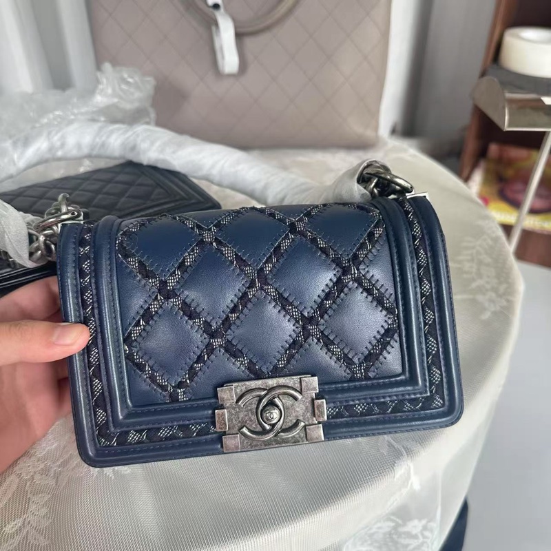 全配🈶購證♥️ 香奈兒海軍藍leboy小號-2