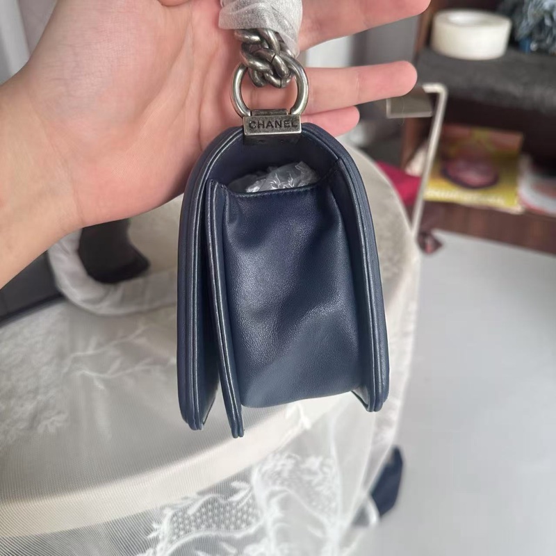 全配🈶購證♥️ 香奈兒海軍藍leboy小號-4