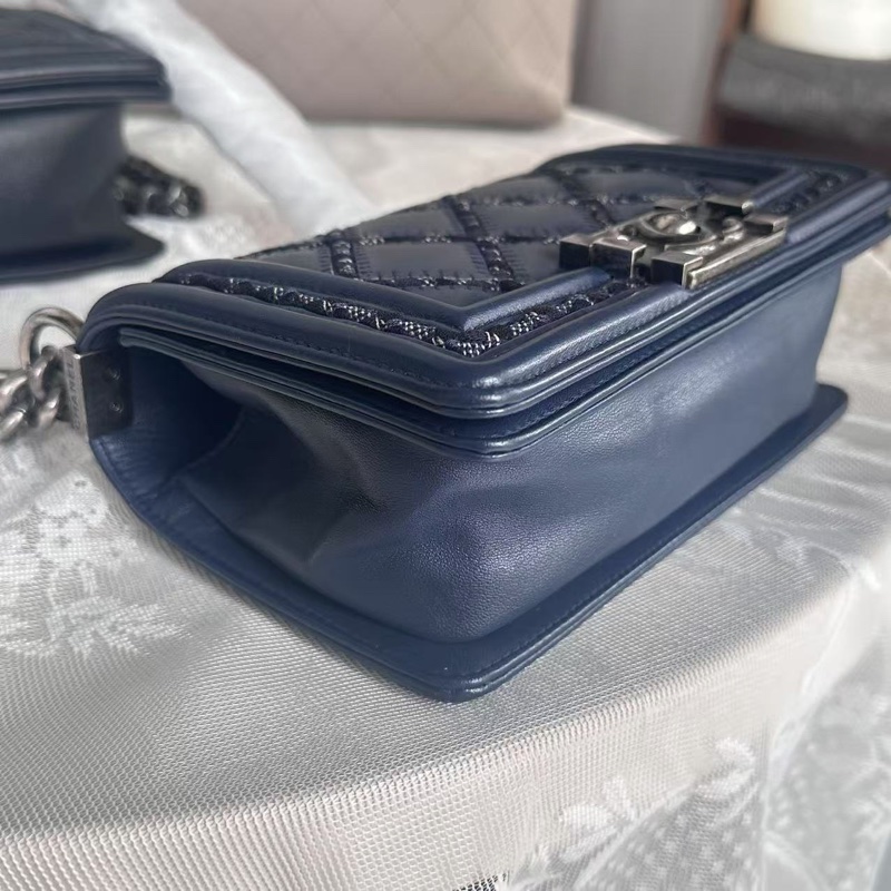 全配🈶購證♥️ 香奈兒海軍藍leboy小號-6
