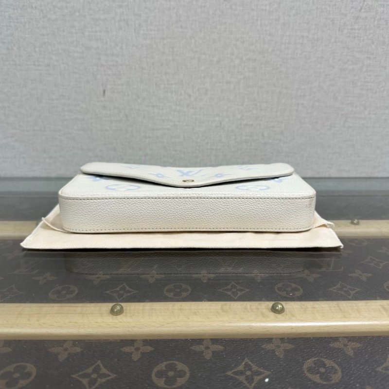 LV拼色金扣三合一肩背斜背鏈條包芯片款21*12*3 99新配件塵袋-3