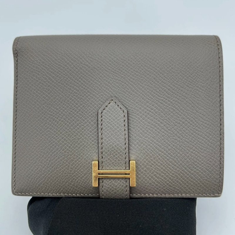 HERMES 灰色金扣短款錢包 12*9.5*2 98新配件塵袋-0