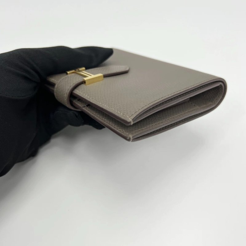 HERMES 灰色金扣短款錢包 12*9.5*2 98新配件塵袋-4