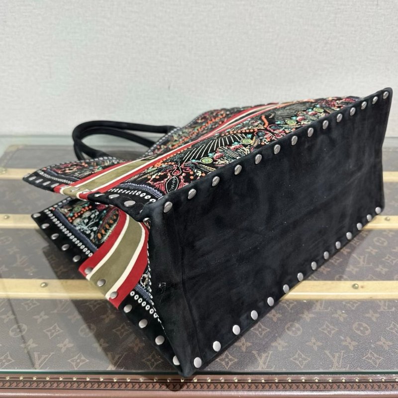 DIOR 重工系列刺繡卯釘手提托特包 42*34*19 98新-2